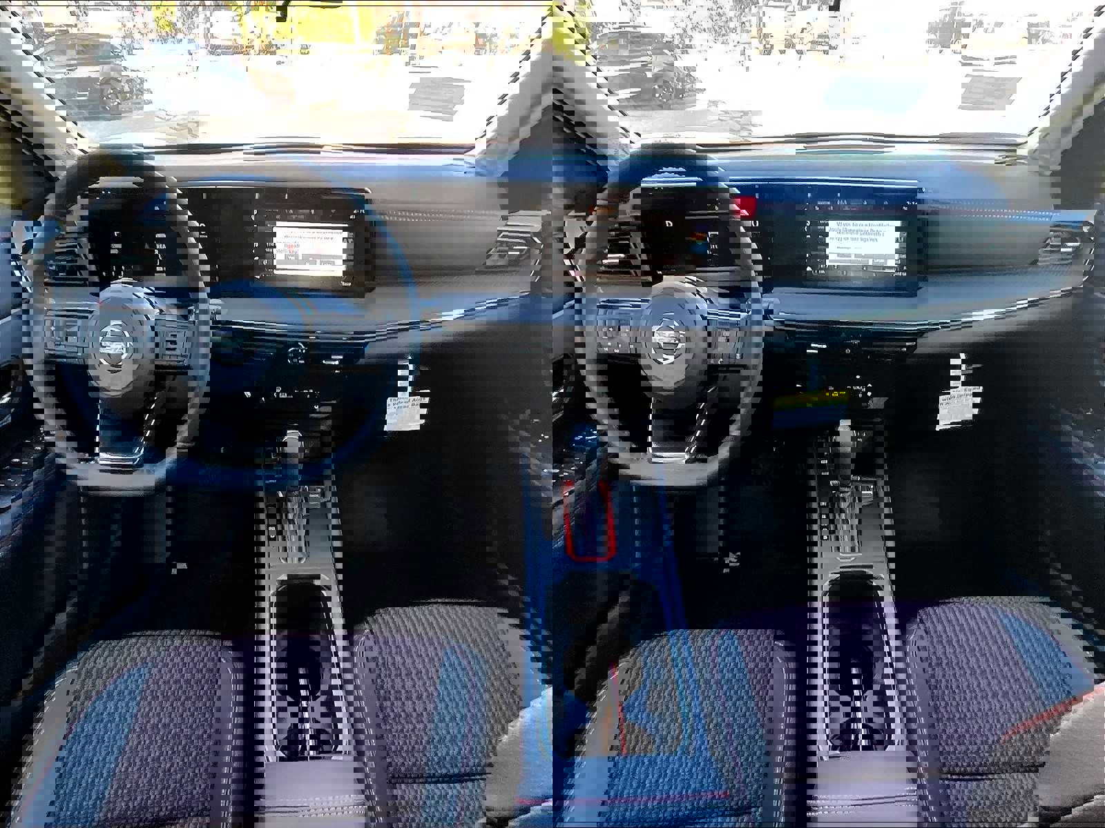 New 2025 Nissan Kicks SR image 11