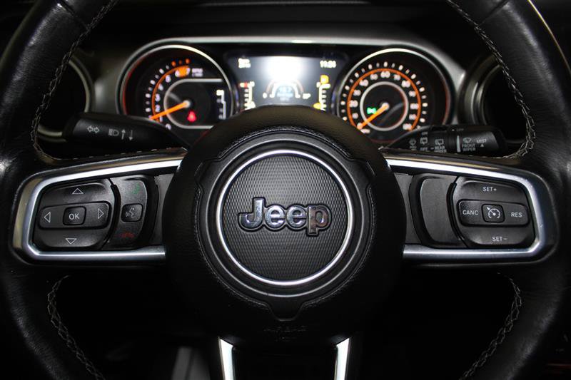 Used 2019 Jeep Wrangler Unlimited Sahara AWD/4WD image 17