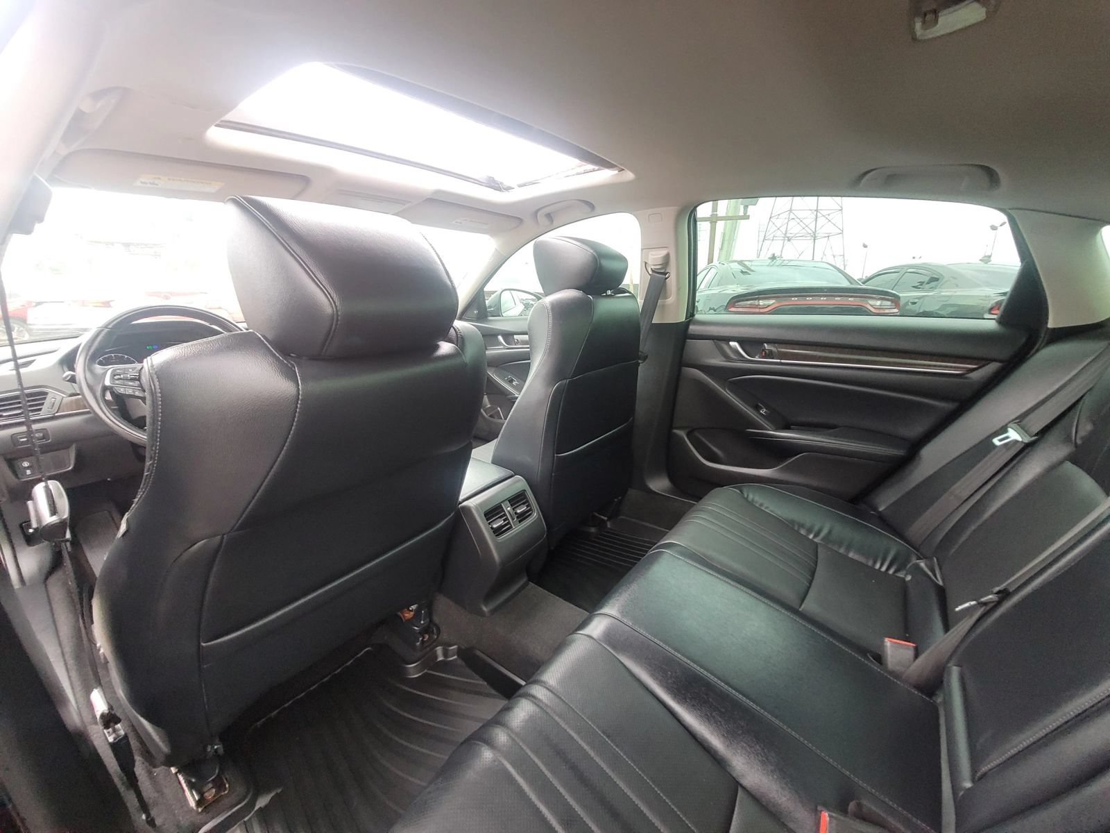 Used 2018 Honda Accord EX-L image 12