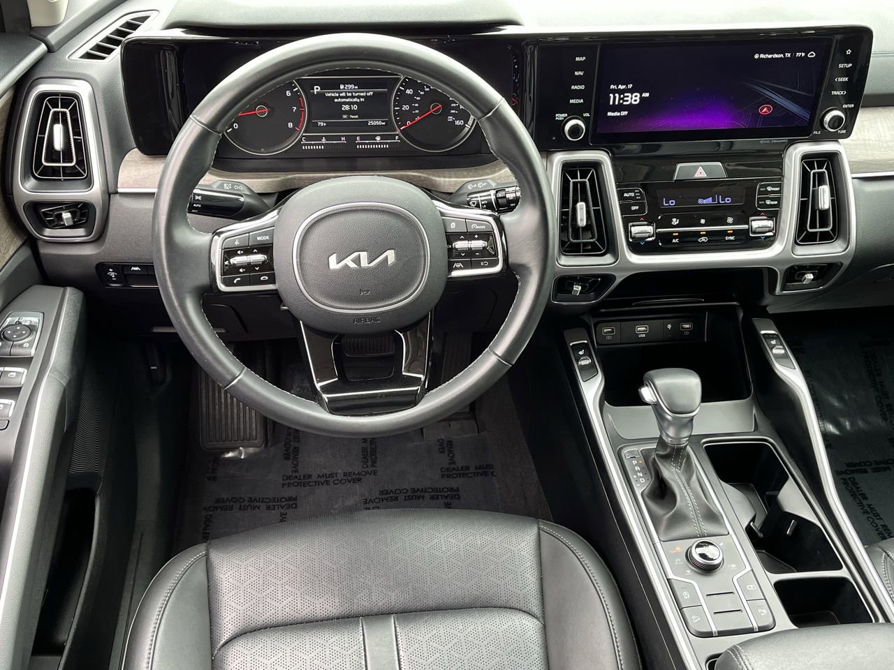 Used 2023 Kia Sorento S w/ Panoramic Sunroof Package AWD/4WD image 10