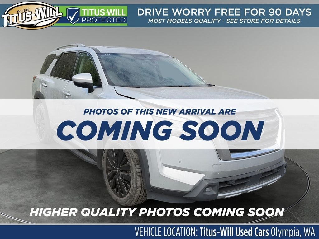 Used 2022 Nissan Pathfinder Platinum w/ Lighting Package (N93)