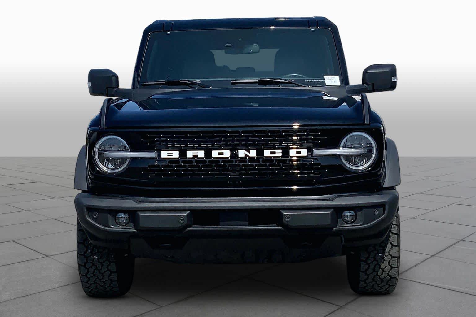 Certified 2025 Ford Bronco Outer Banks AWD/4WD image 5