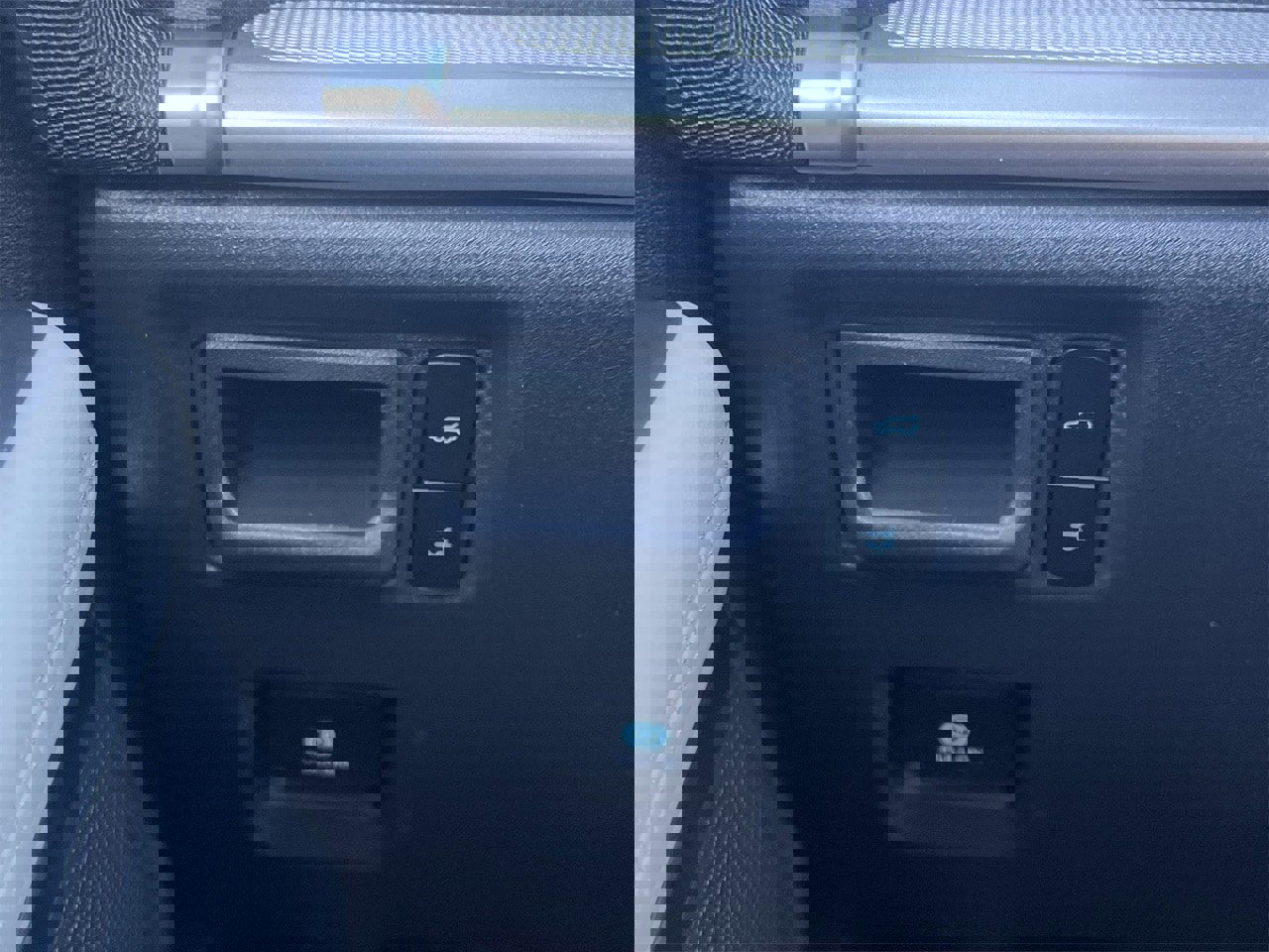 New 2026 Ford Expedition Active image 12