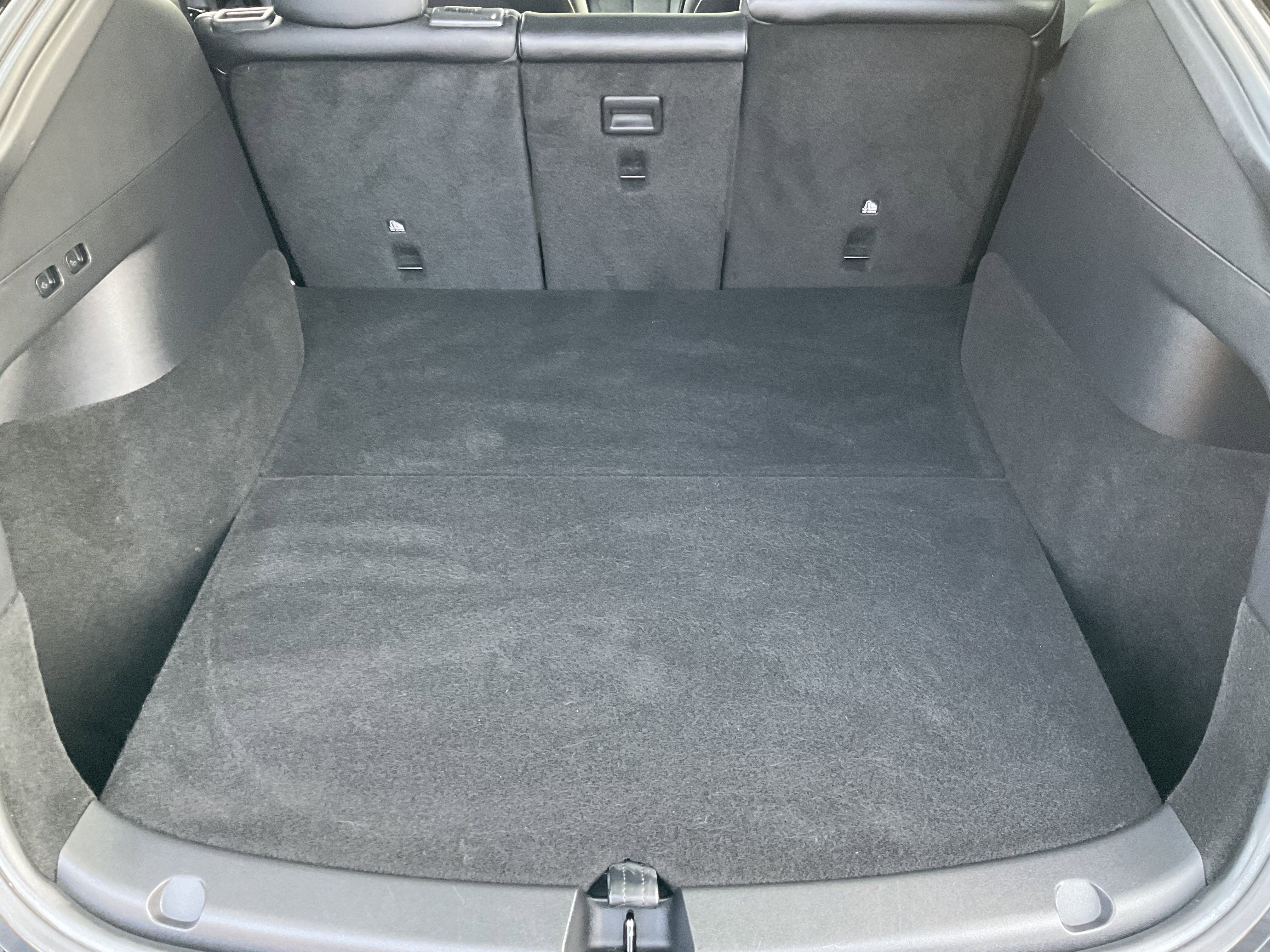 Used 2022 Tesla Model Y Performance image 43