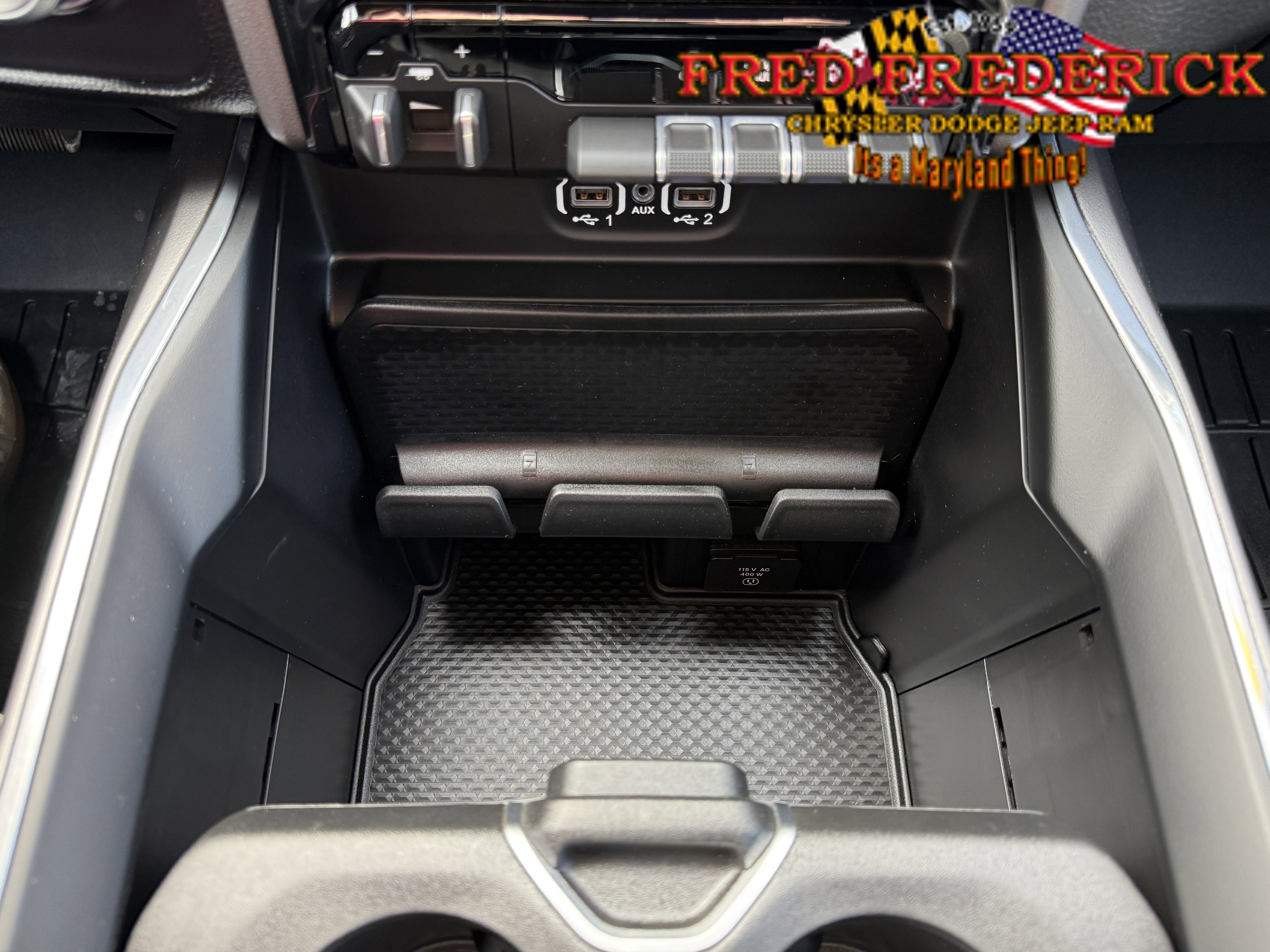 Used 2021 RAM 1500 Laramie w/ Sport Appearance Package image 13