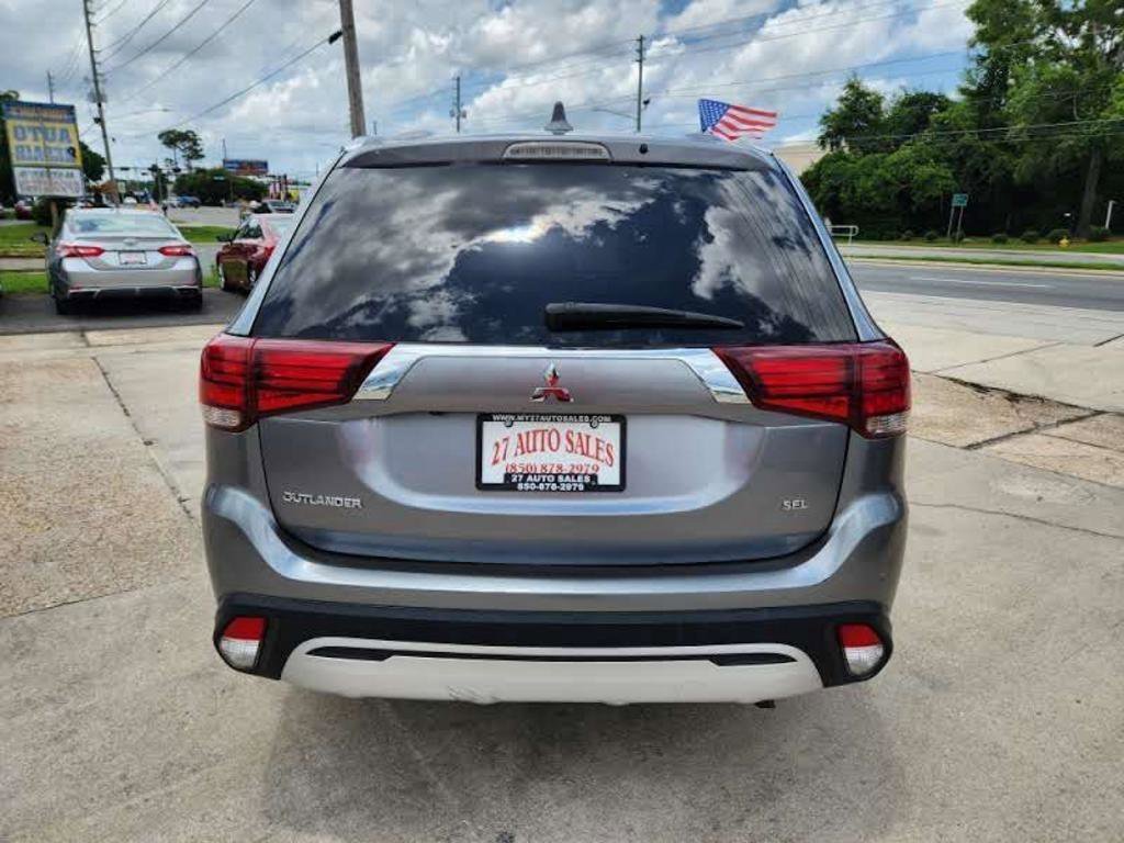 Used 2020 Mitsubishi Outlander SE AWD/4WD image 6