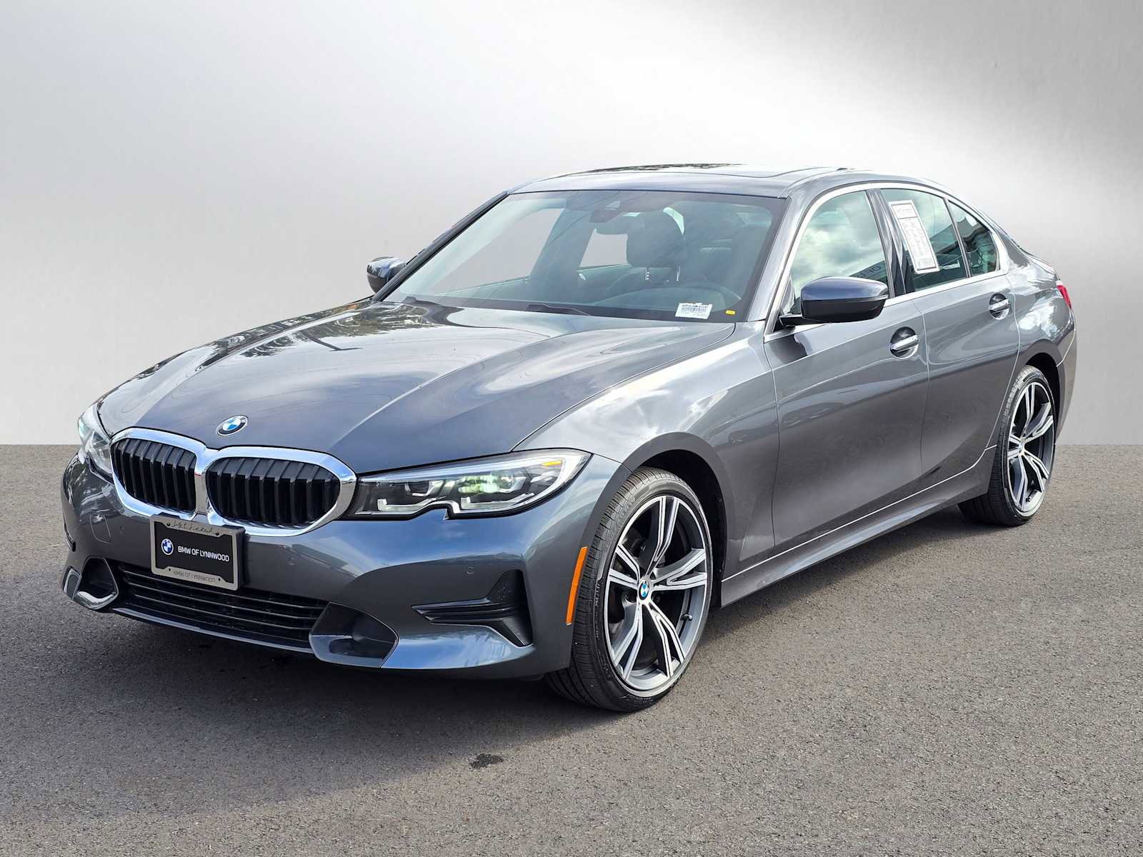 Used 2021 BMW 330i Sedan w/ Premium Package image 7