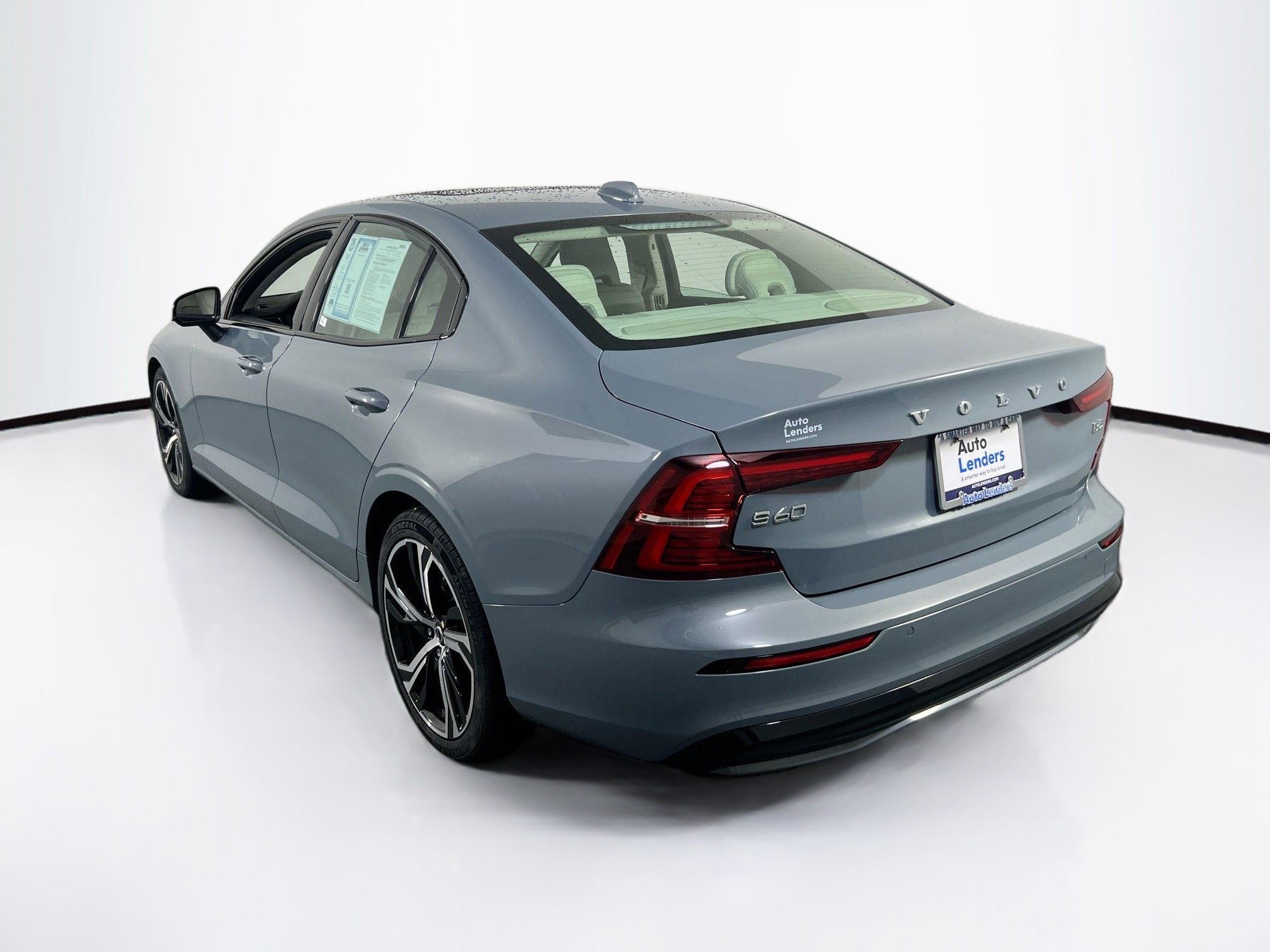 Used 2023 Volvo S60 B5 Core w/ Protection Package Premier image 7