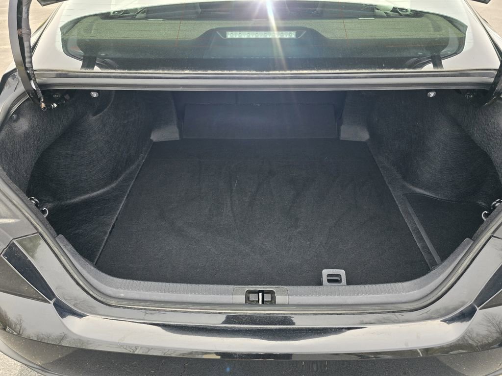 Used 2025 Toyota Camry SE w/ Convenience Package image 25