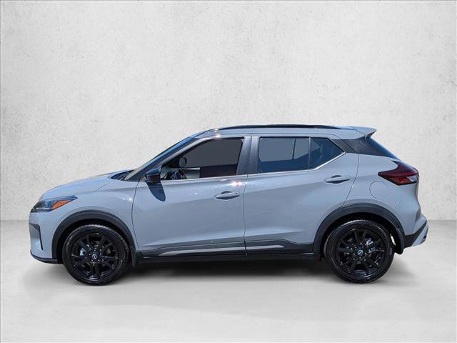 Used 2022 Nissan Kicks SR w/ Premium Package FWD image 10