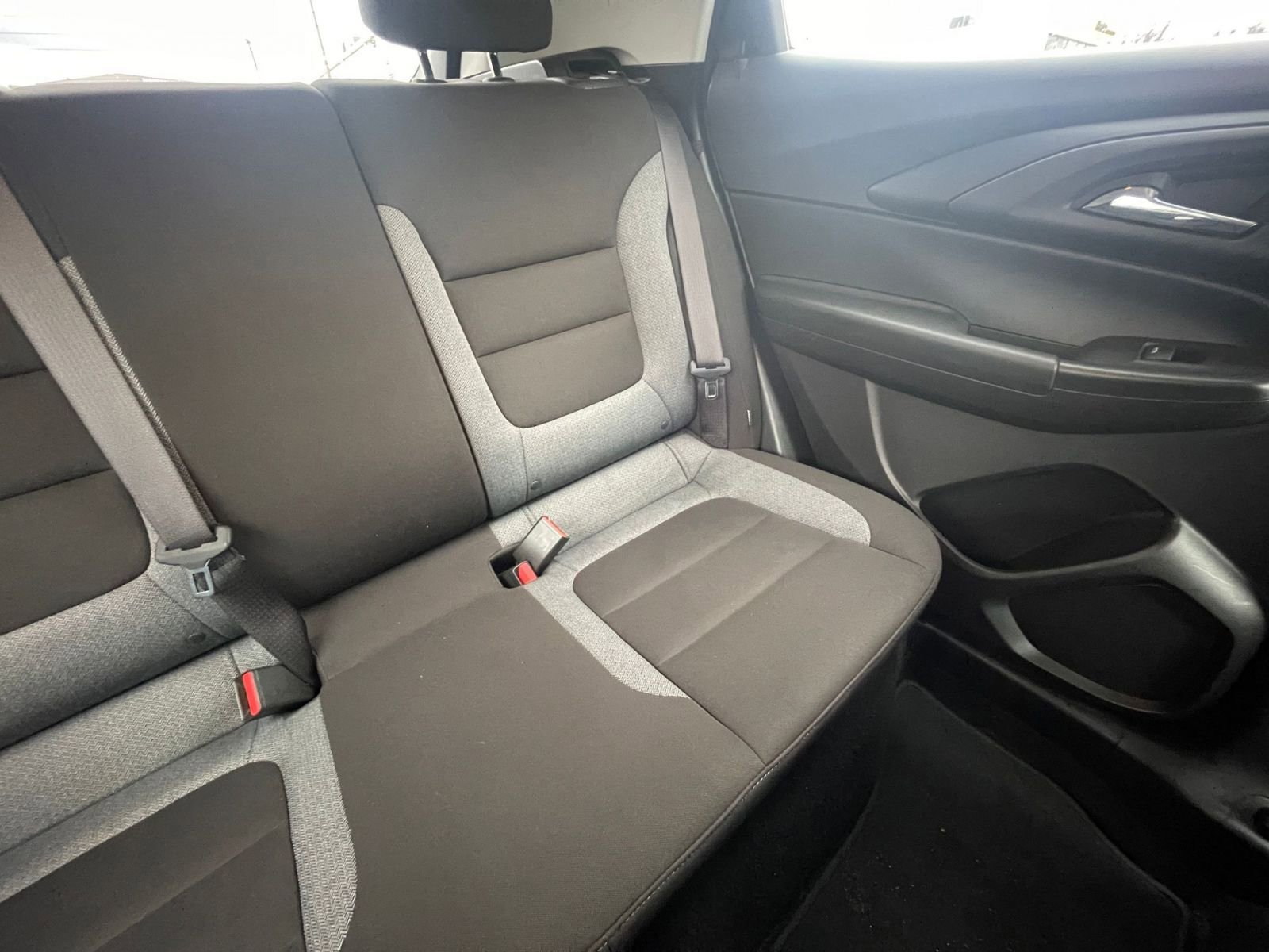 Used 2025 Chevrolet TrailBlazer LT image 36