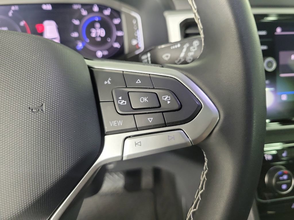 Used 2022 Volkswagen Atlas Cross Sport SE FWD image 22