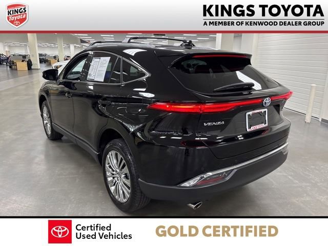 Certified 2024 Toyota Venza XLE image 6