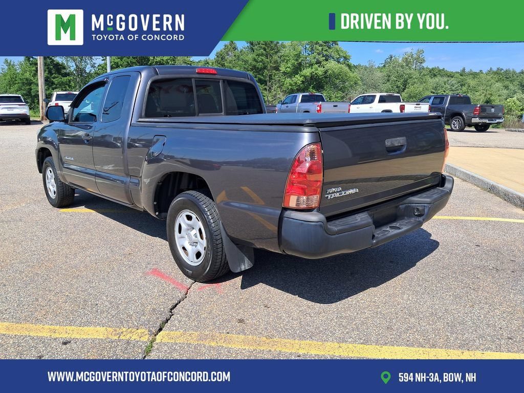 Used 2015 Toyota Tacoma 2WD Access Cab w/ Convenience Package image 5