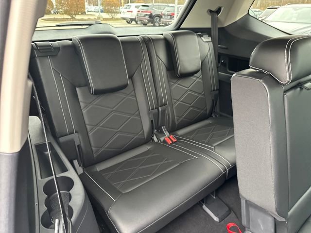 Certified 2025 Volkswagen Atlas SE image 35