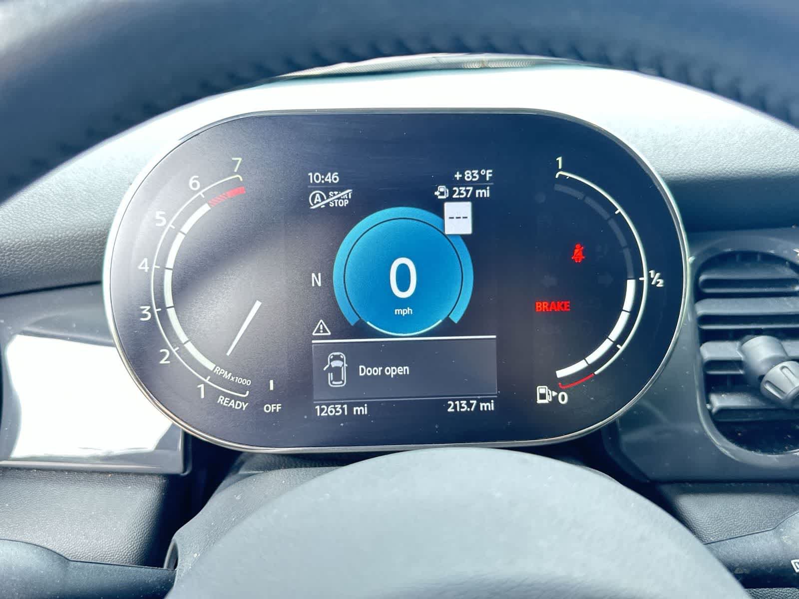 Used 2024 MINI Cooper 2-Door Hardtop FWD image 19