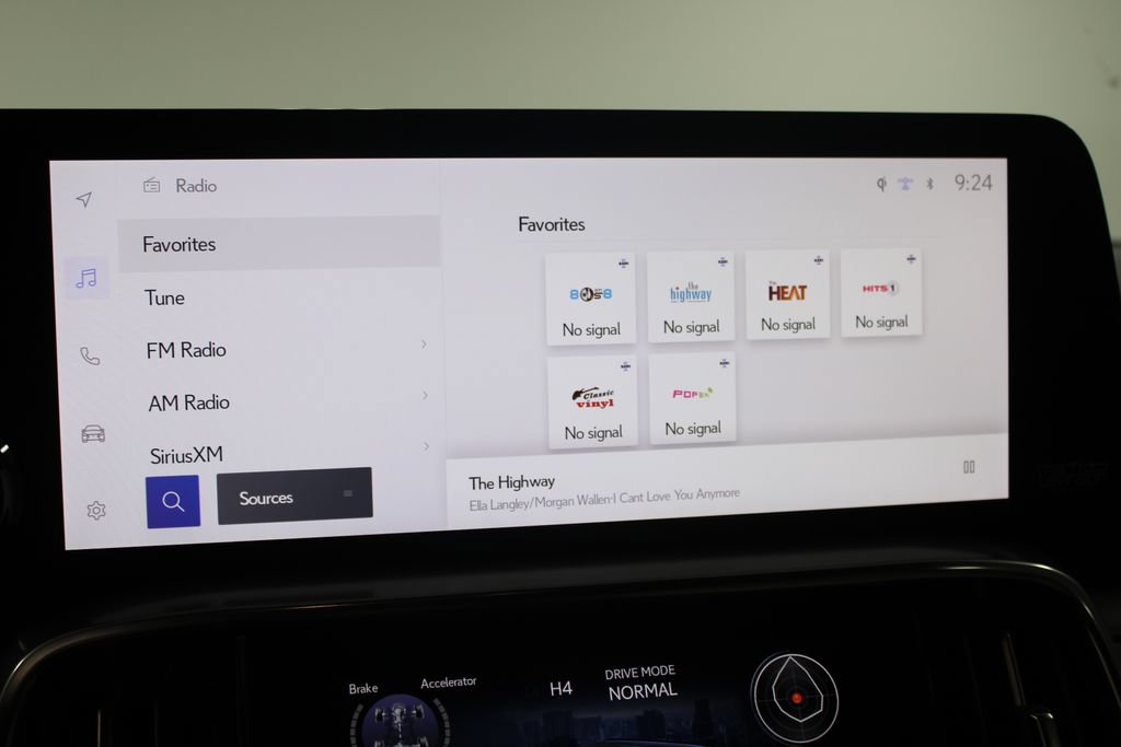 Used 2024 Lexus LX 600 4WD w/ Luxury Package image 50