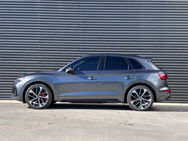 Used 2023 Audi SQ5 Premium Plus w/ Premium Plus Package image 2