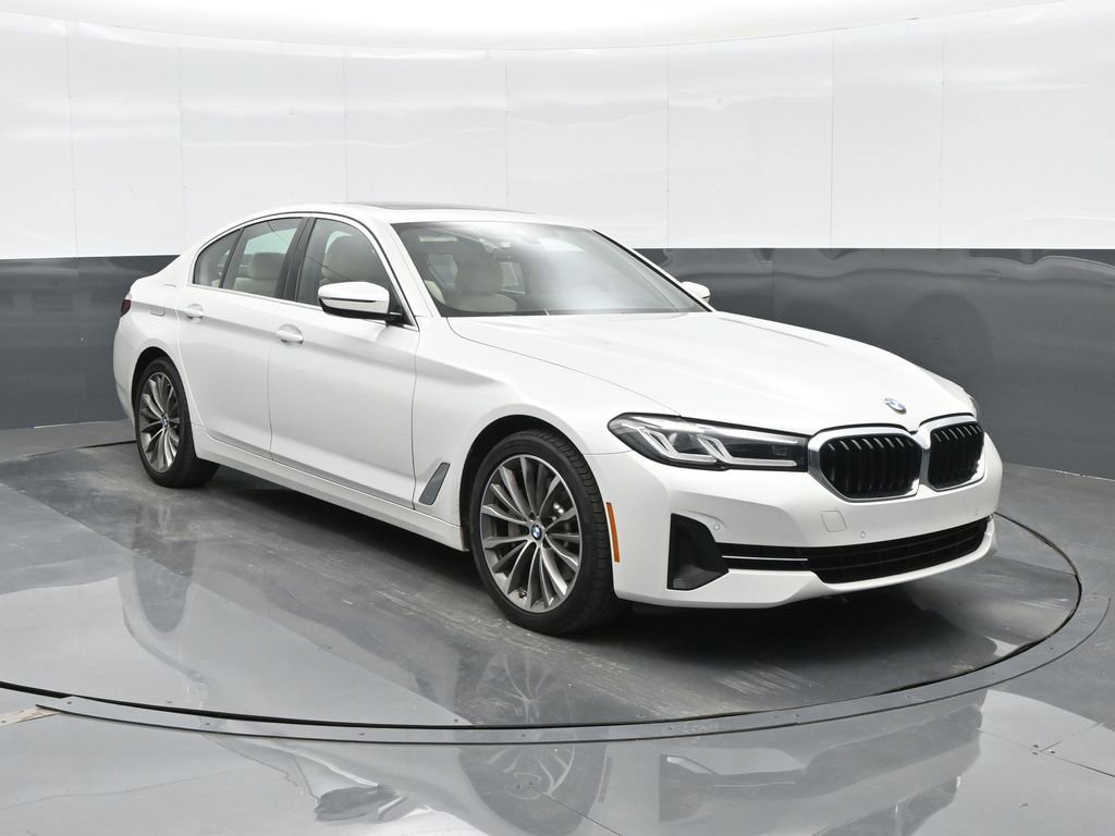 Used 2022 BMW 530i xDrive w/ Executive Package image 11