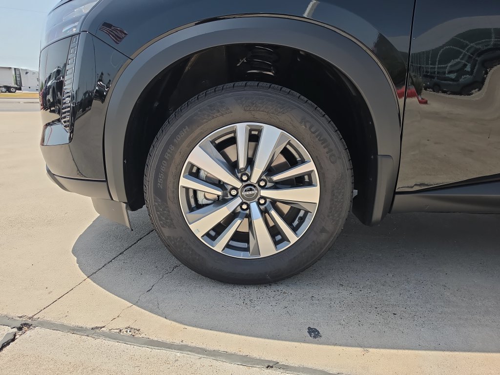 New 2026 Nissan Pathfinder SL FWD image 29