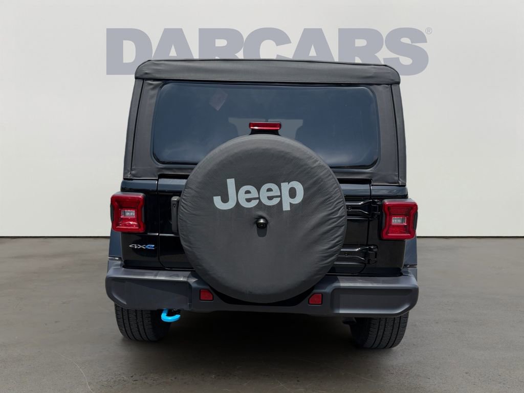 Used 2023 Jeep Wrangler Unlimited Sahara w/ Cold Weather Group AWD/4WD image 6