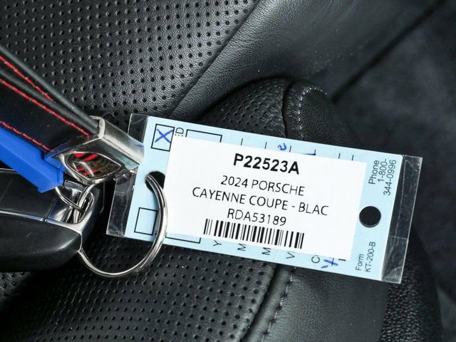 Certified 2024 Porsche Cayenne AWD image 43