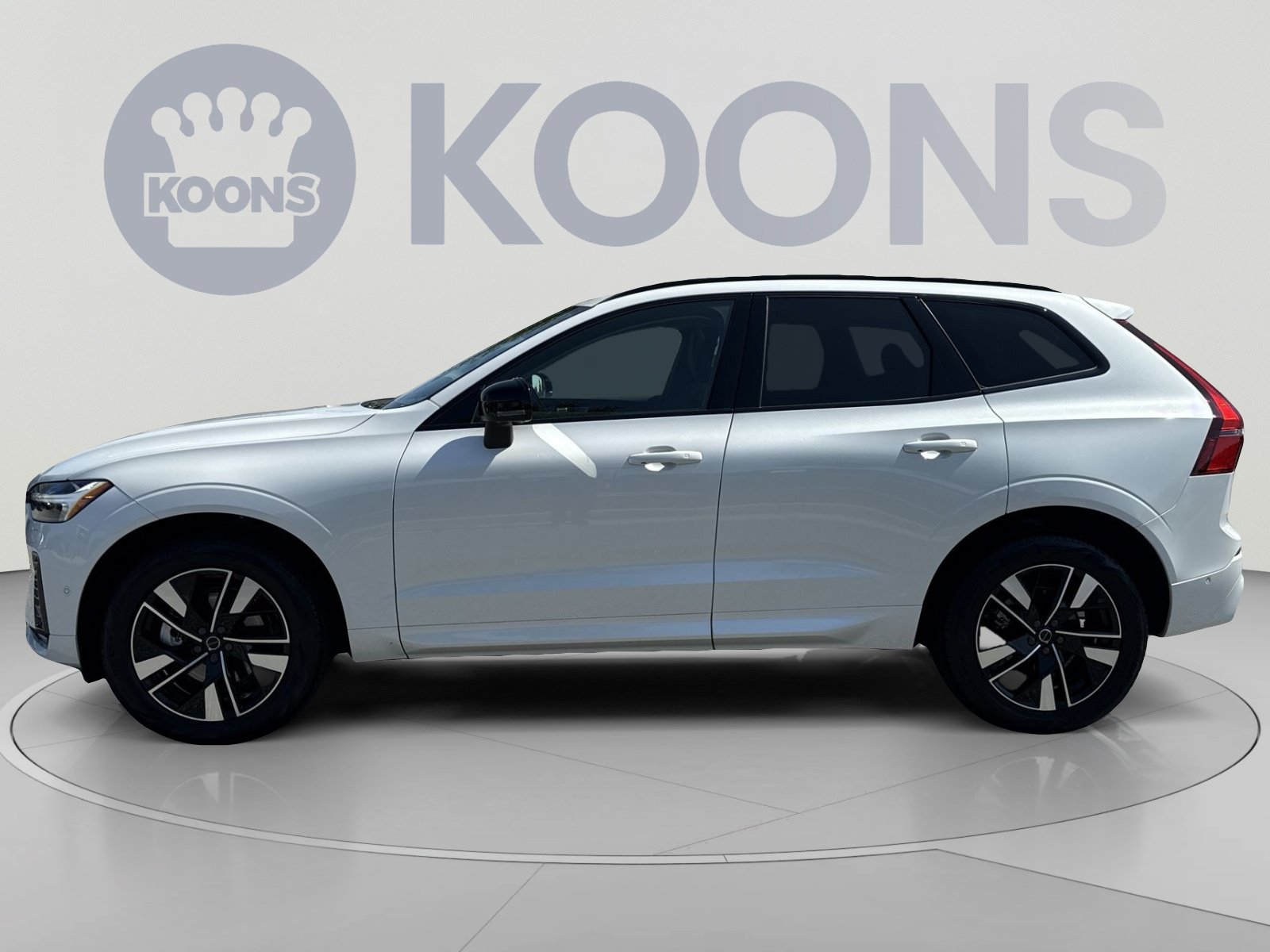 New 2026 Volvo XC60 B5 Plus w/ Protection Package Premier AWD/4WD image 13