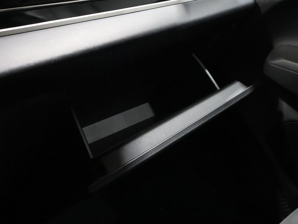 Used 2024 Mitsubishi Outlander SE image 30