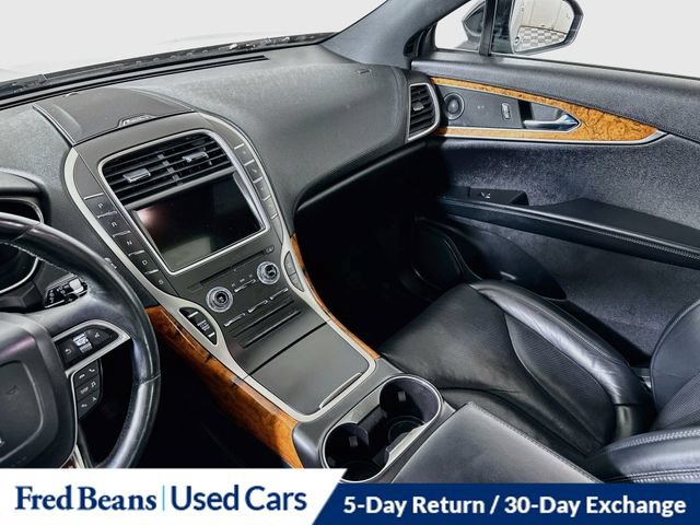 Used 2020 Lincoln Nautilus Reserve AWD/4WD image 32