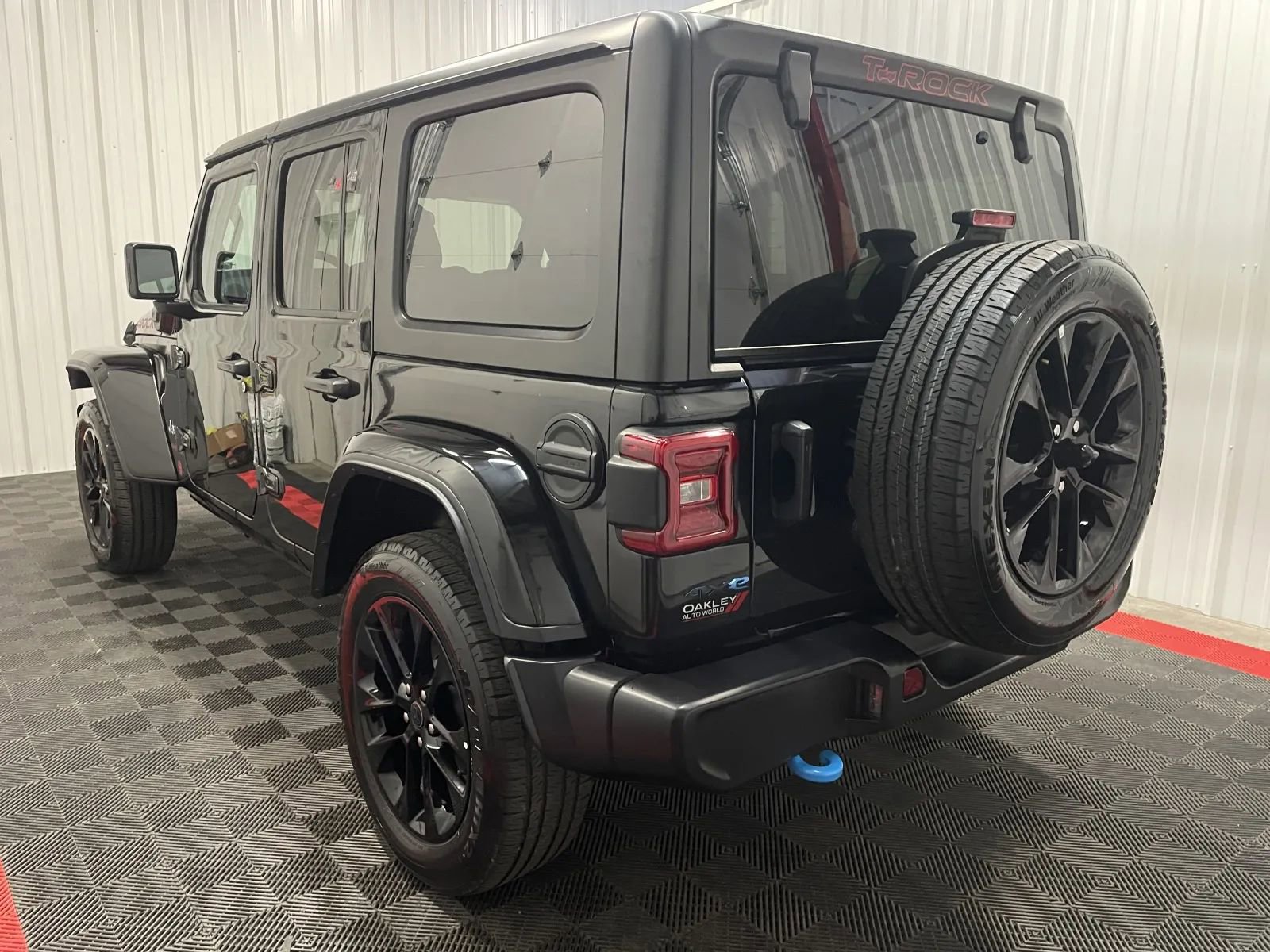 Used 2024 Jeep Wrangler Sahara 4xe image 19
