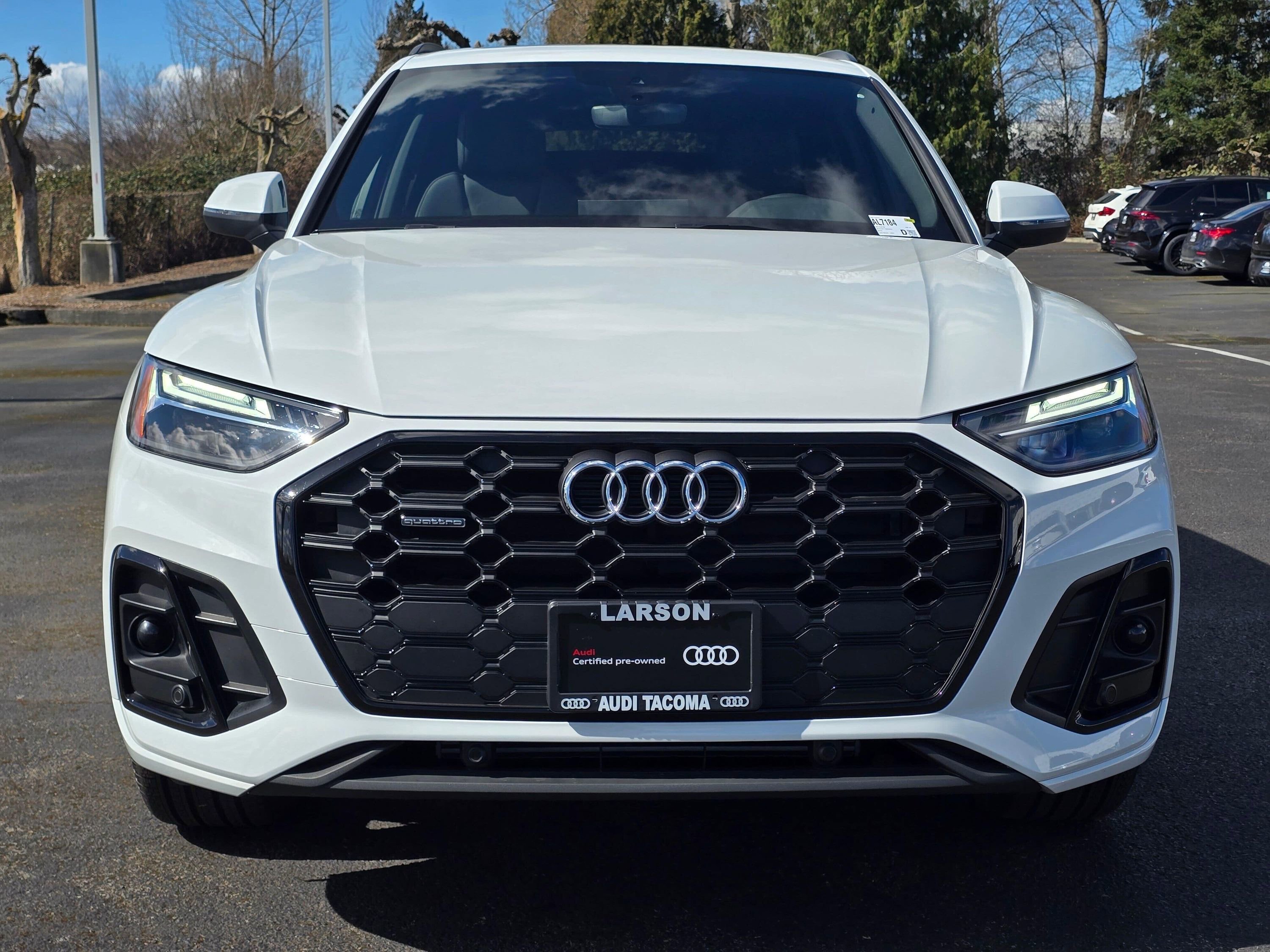 Certified 2025 Audi Q5 2.0T Premium w/ Convenience Plus Package image 9