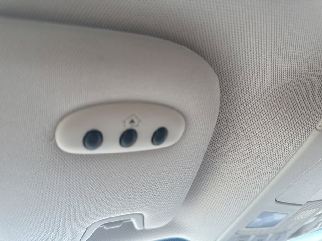 Used 2015 Ford Edge SEL w/ Equipment Group 201A image 28