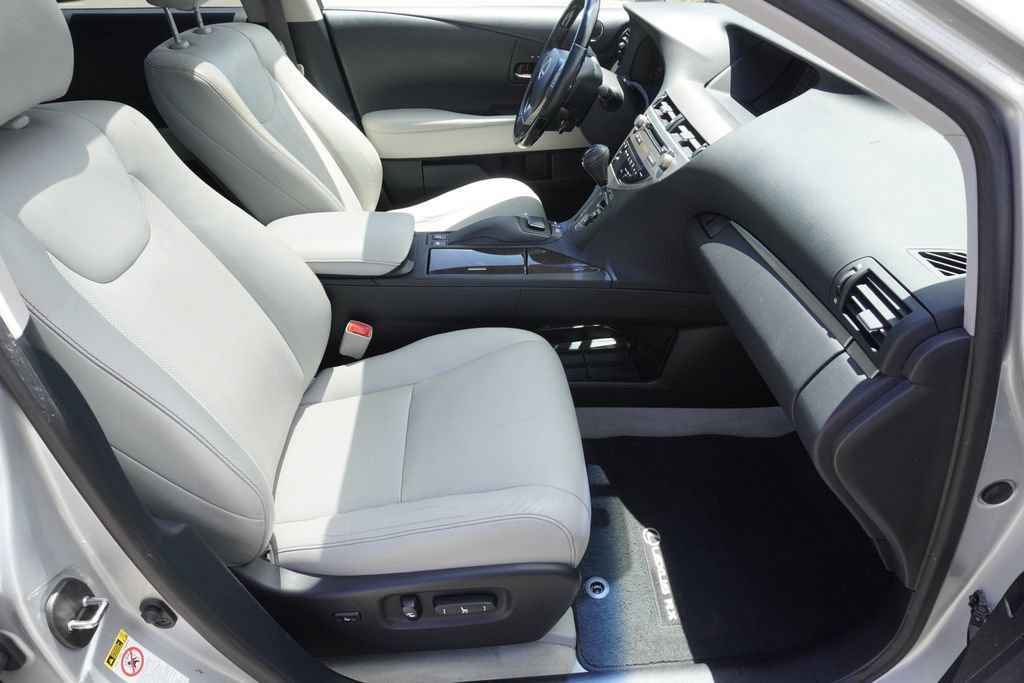 Used 2013 Lexus RX 450h AWD w/ Navigation Pkg image 23