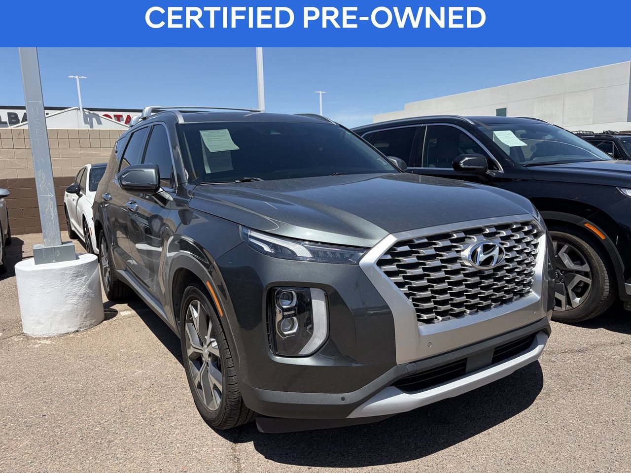 Used 2022 Hyundai Palisade SEL w/ 8P Bench Seat Package FWD image 2