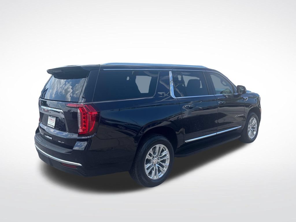 Used 2023 GMC Yukon XL SLT w/ SLT Premium Package AWD/4WD image 8