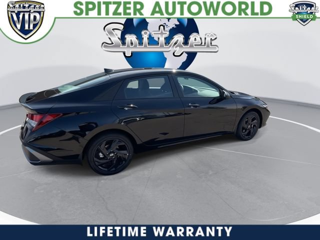 New 2026 Hyundai Elantra Sport FWD image 9