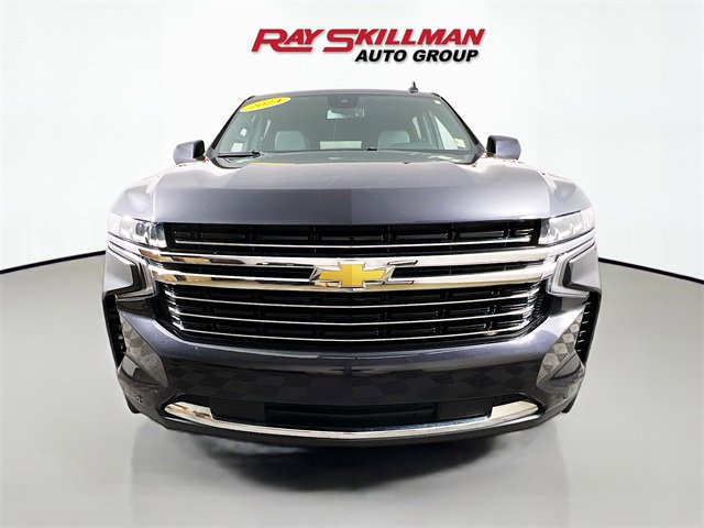 Used 2024 Chevrolet Suburban LT image 2