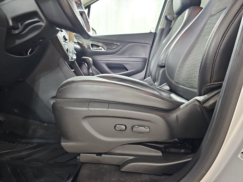 Certified 2015 Buick Encore Convenience image 34