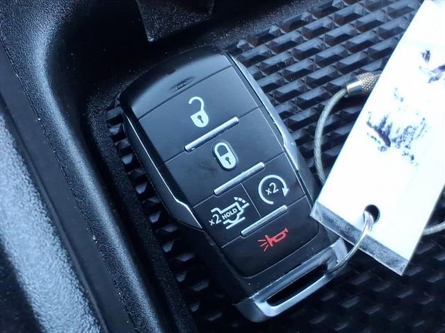 Used 2025 RAM 1500 Laramie AWD/4WD image 14