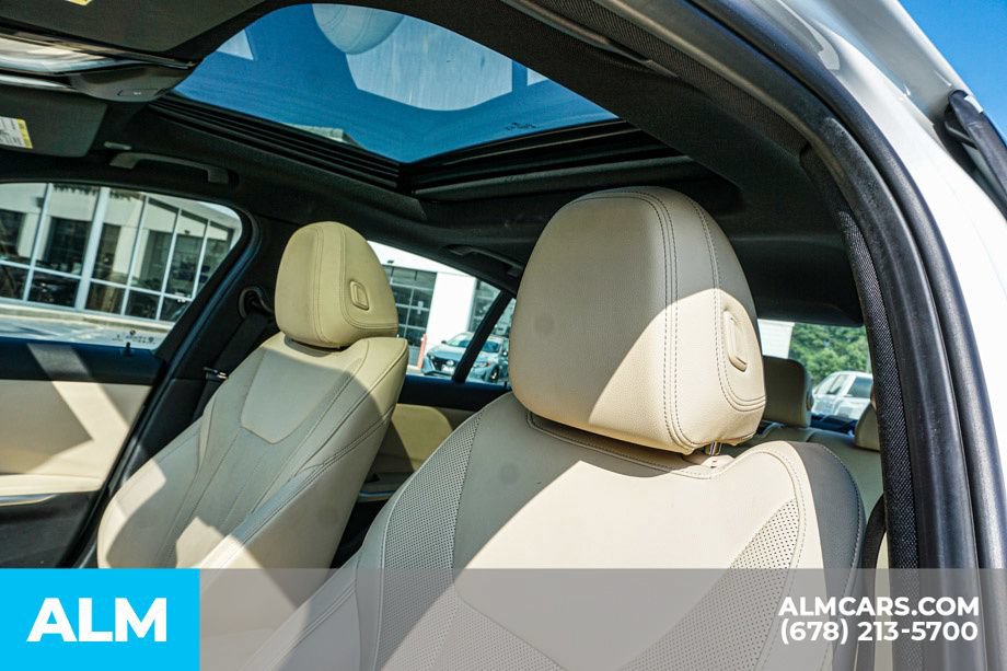 Used 2025 BMW 330i Sedan RWD image 17