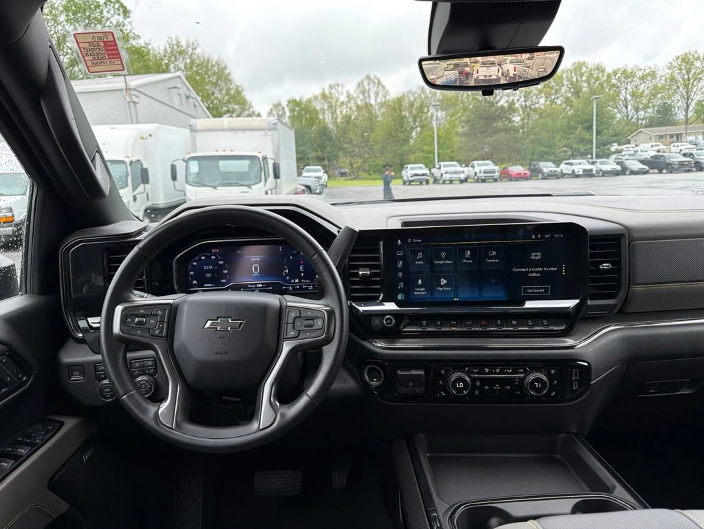 Used 2024 Chevrolet Silverado 2500 ZR2 w/ Technology Package AWD/4WD image 11