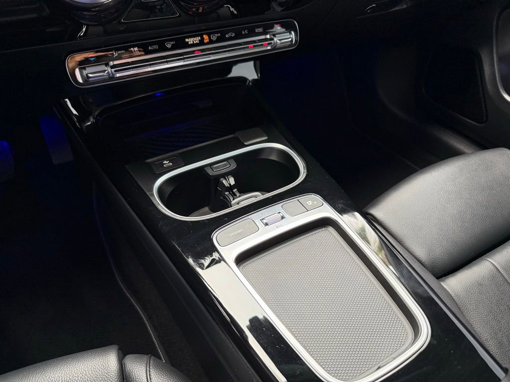 Certified 2024 Mercedes-Benz CLA 250 4MATIC w/ Exclusive Package image 23