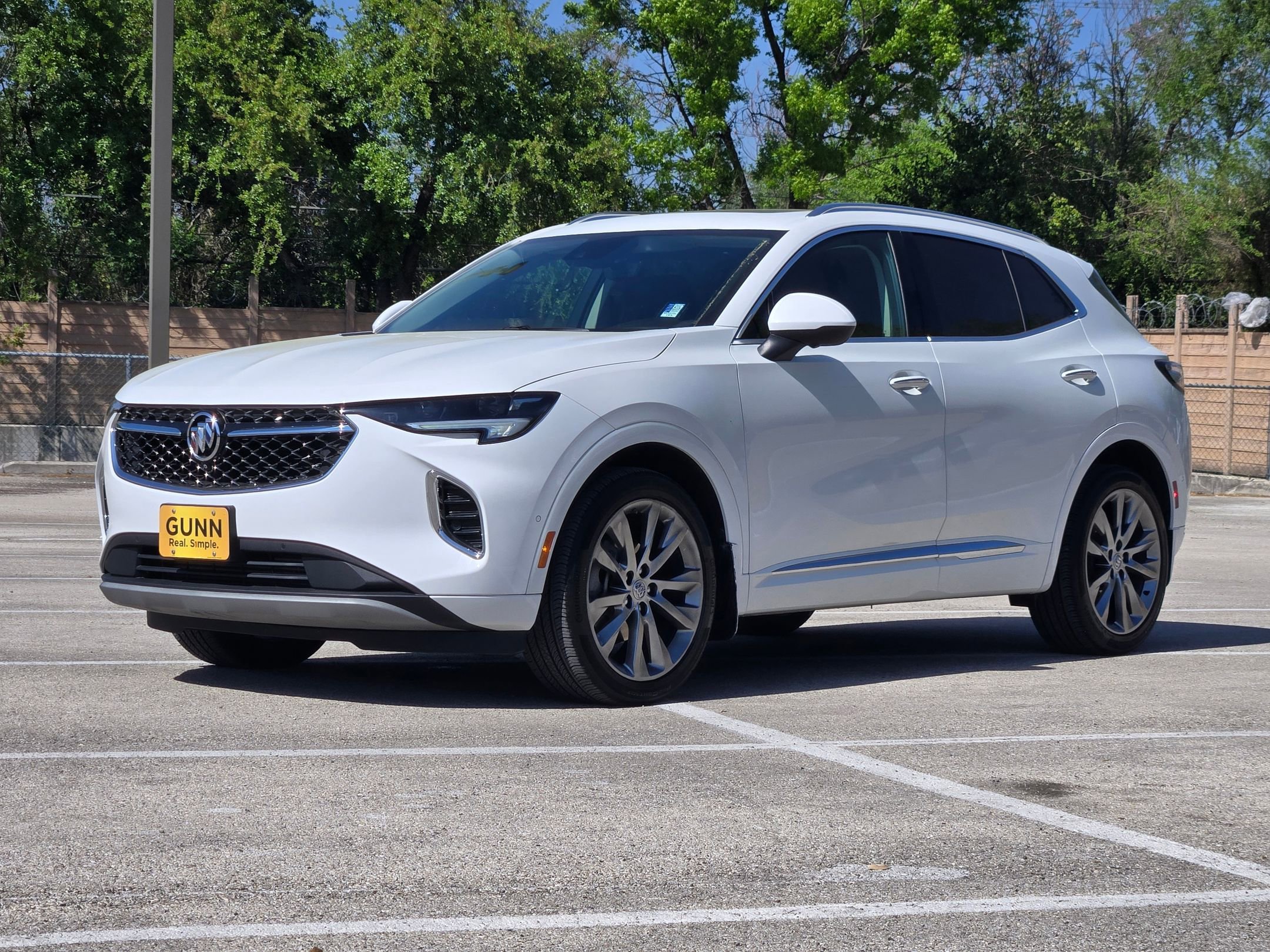 Used 2022 Buick Envision Avenir w/ Technology Package II image 8