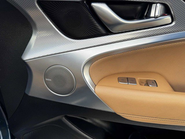 Used 2022 Genesis G70 2.0T w/ Prestige Package image 57