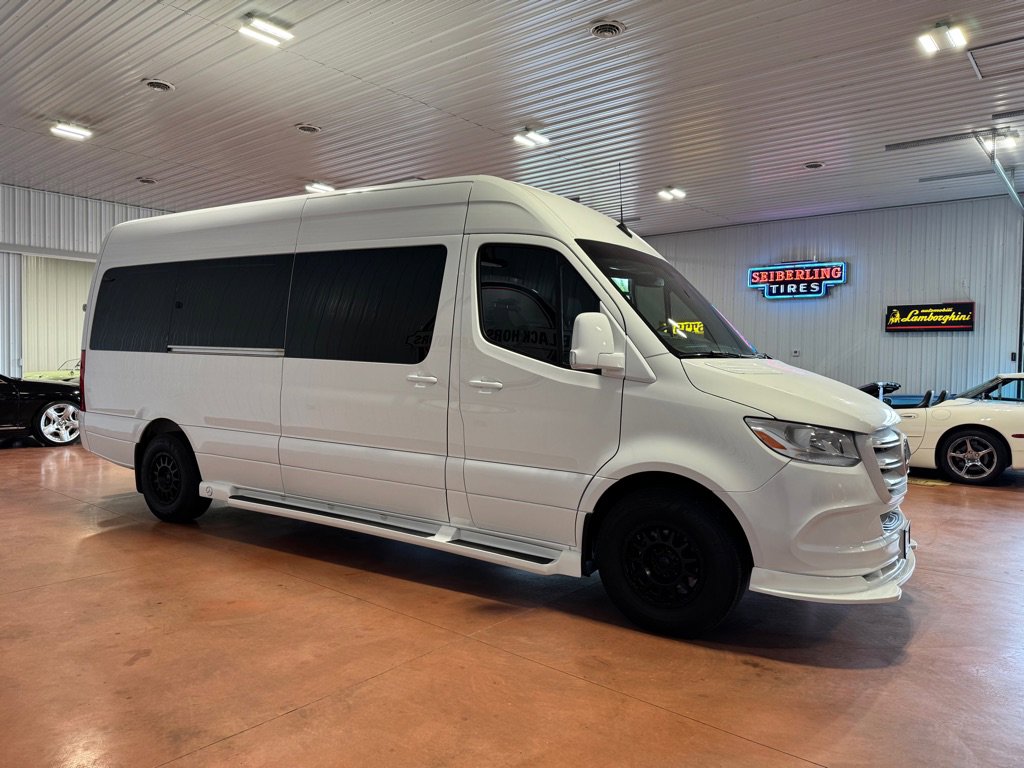 Used 2023 Mercedes-Benz Sprinter 2500 image 6