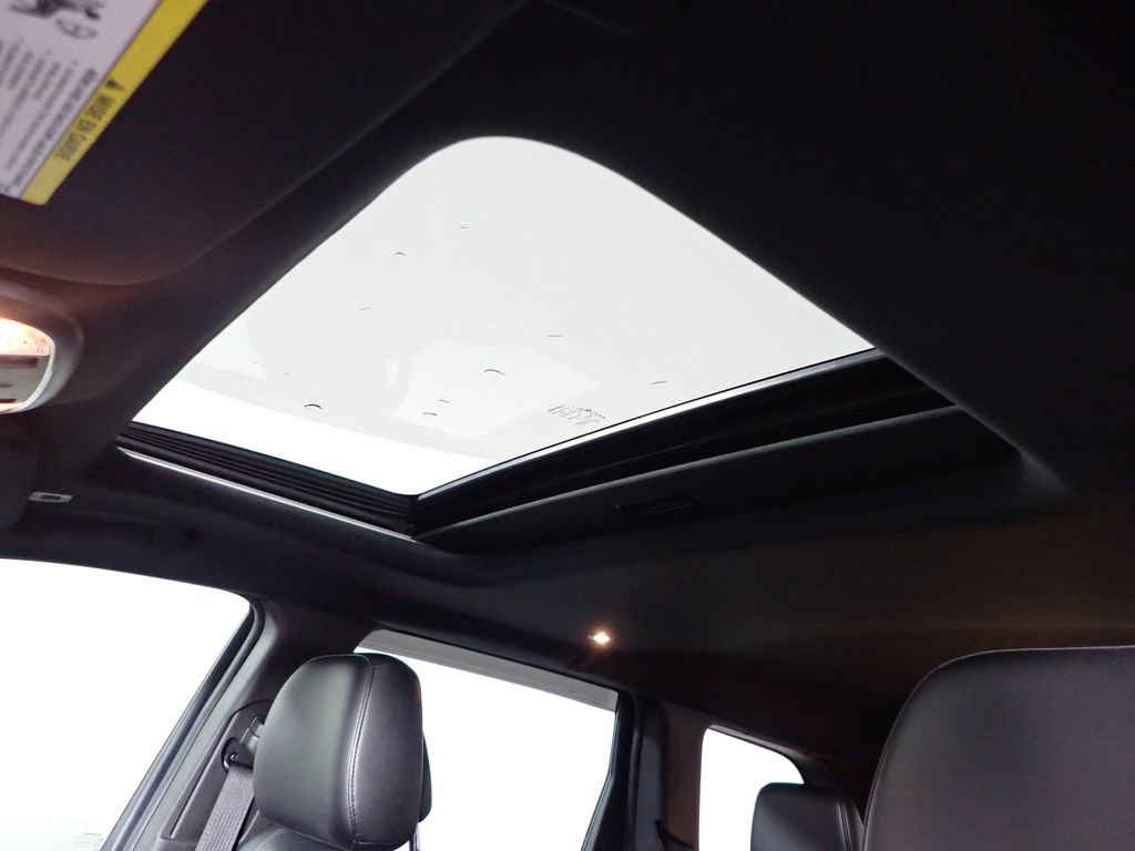 Used 2018 Jeep Grand Cherokee Altitude image 8