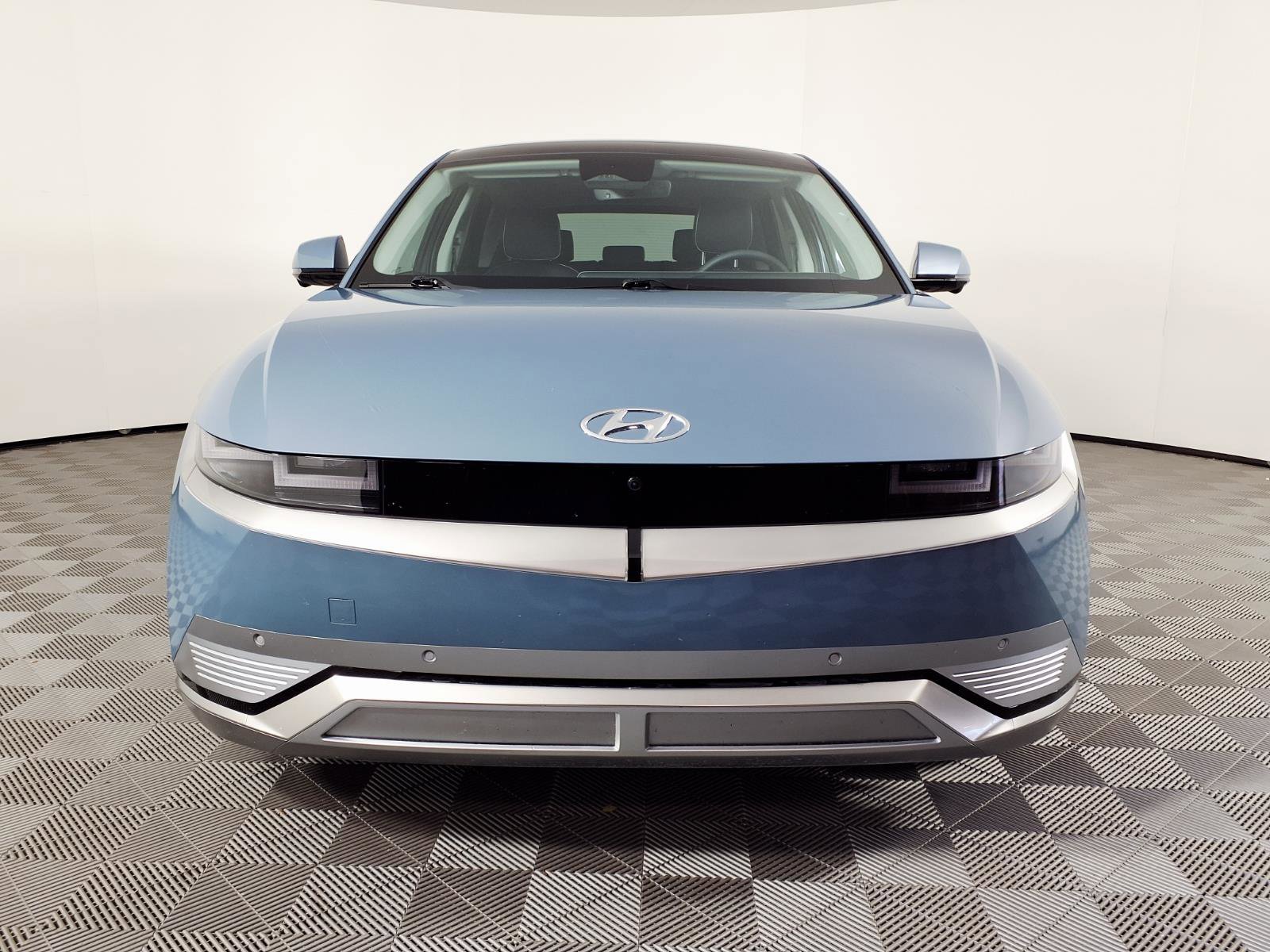 Certified 2023 Hyundai Ioniq 5 Limited RWD image 2