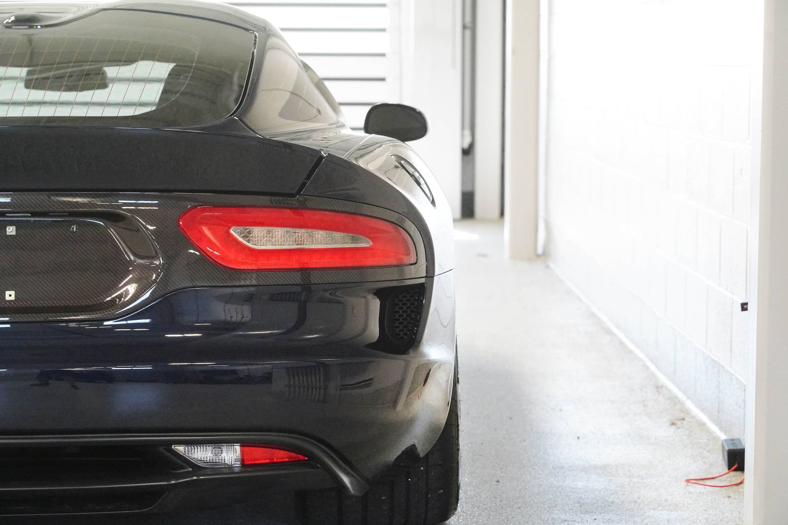 Used 2017 Dodge Viper GTC w/ GTS Interior Package RWD image 11