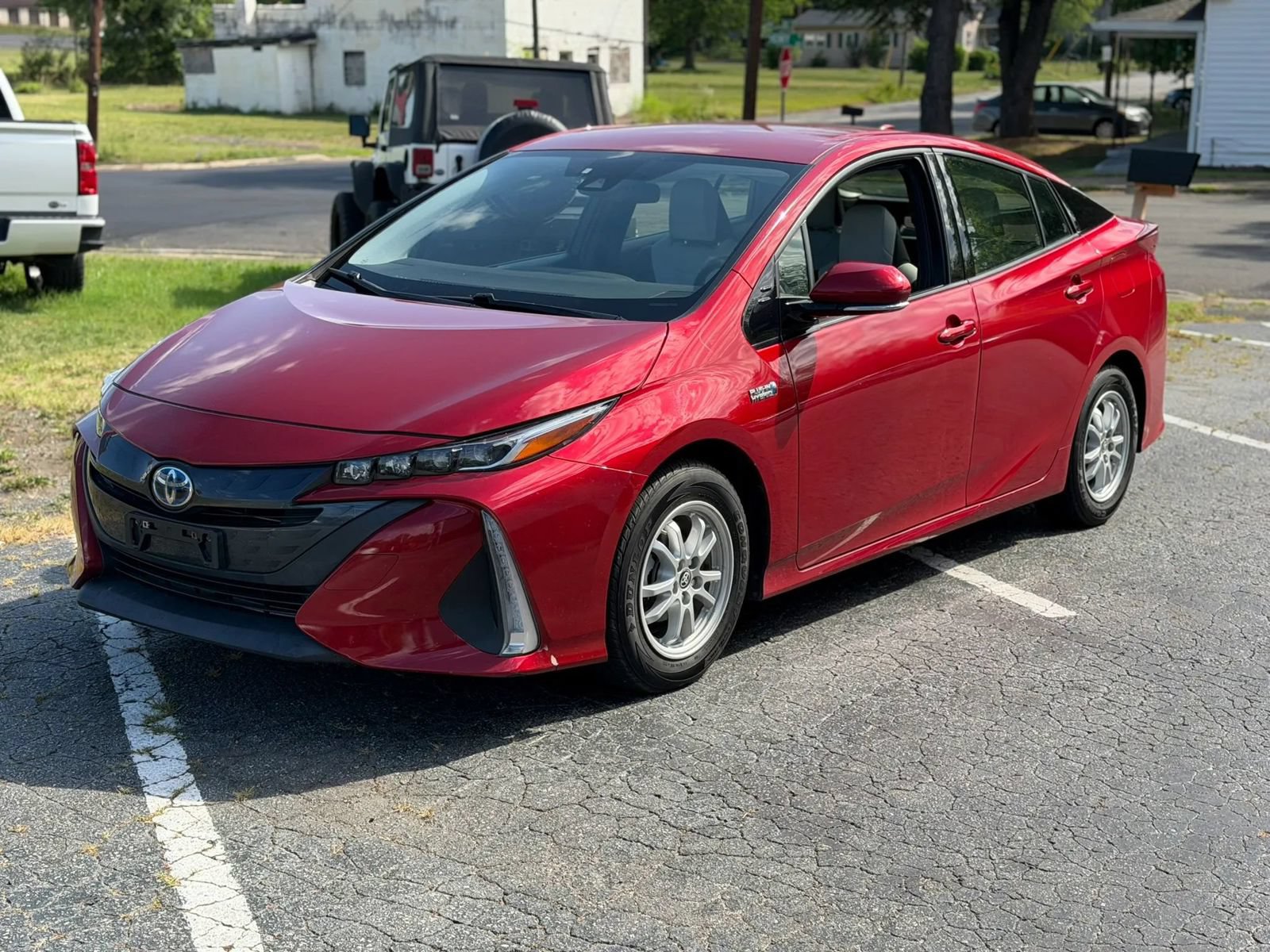 Used 2017 Toyota Prius Prime Premium w/ Carpet Mat Package FWD image 1