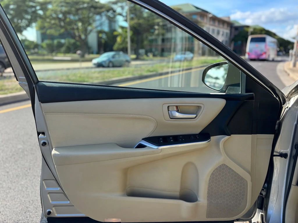 Used 2015 Toyota Camry XLE image 13